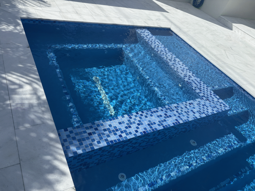 Spa1 - Downtown Pools